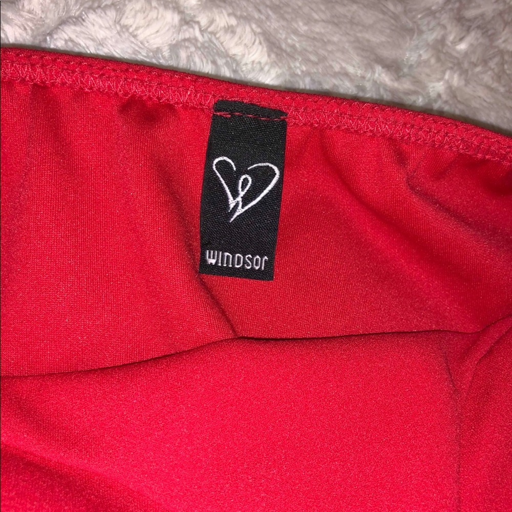 Red dress - Picture 4 of 4